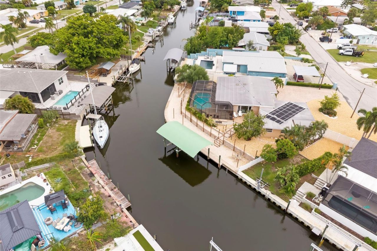302 Bryn Mawr Island, Bradenton, FL 34207 Photo