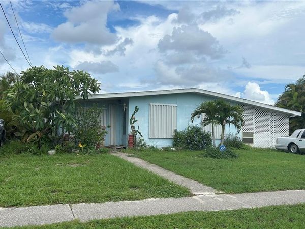 3424 EASY STREET , PORT CHARLOTTE, FL 33952