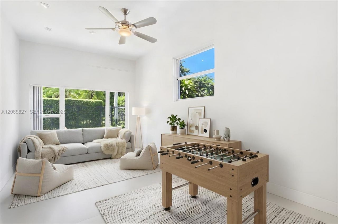 1525 Calais Dr, Miami Beach, FL 33141 Photo