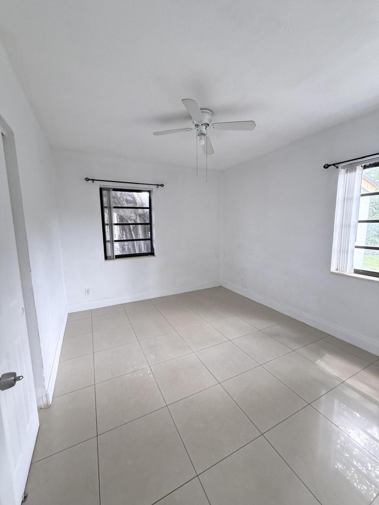 16100 NE 10th Avenue, North Miami Beach, FL 33162 Photo