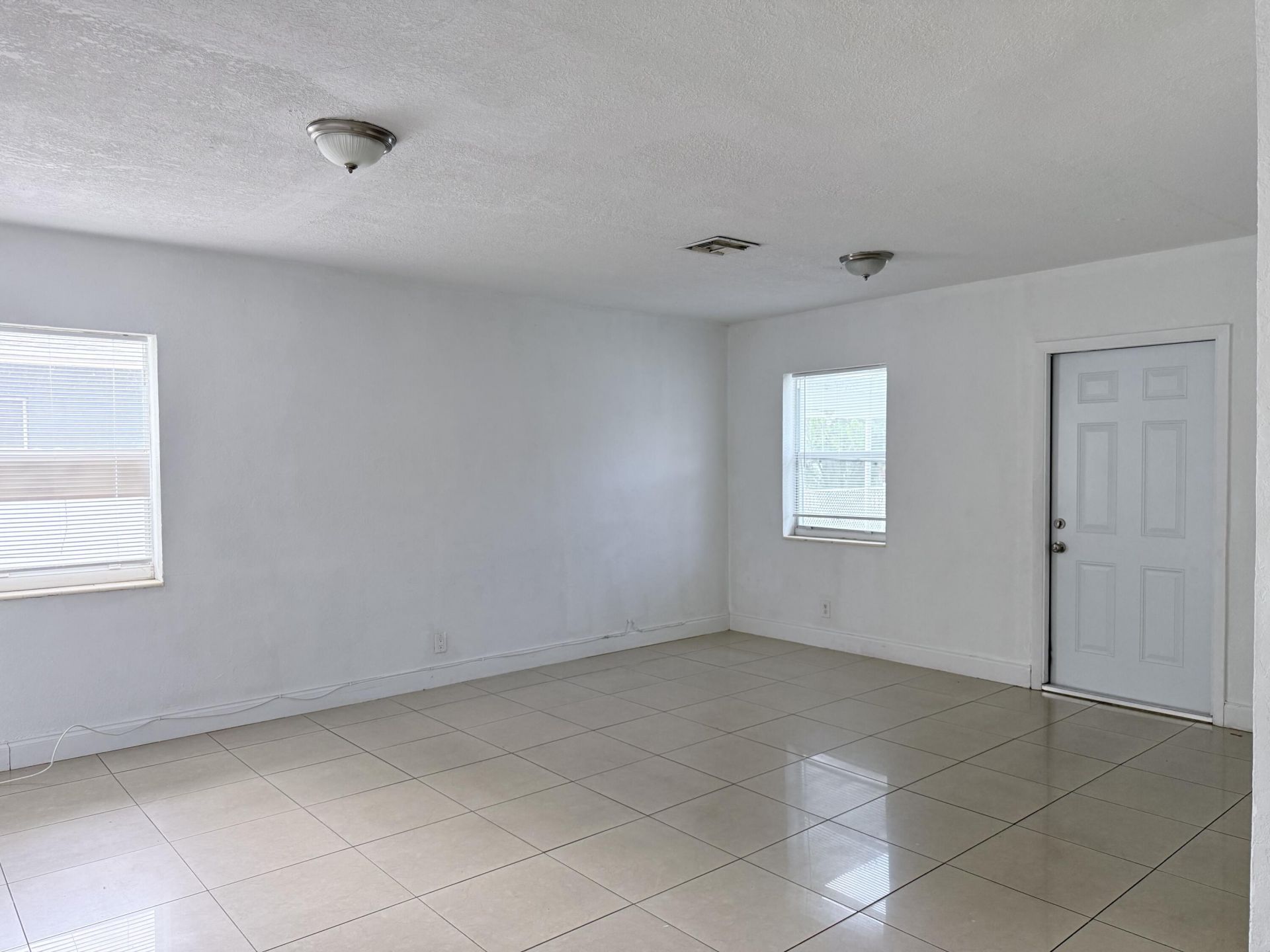 16100 NE 10th Avenue, North Miami Beach, FL 33162 Photo