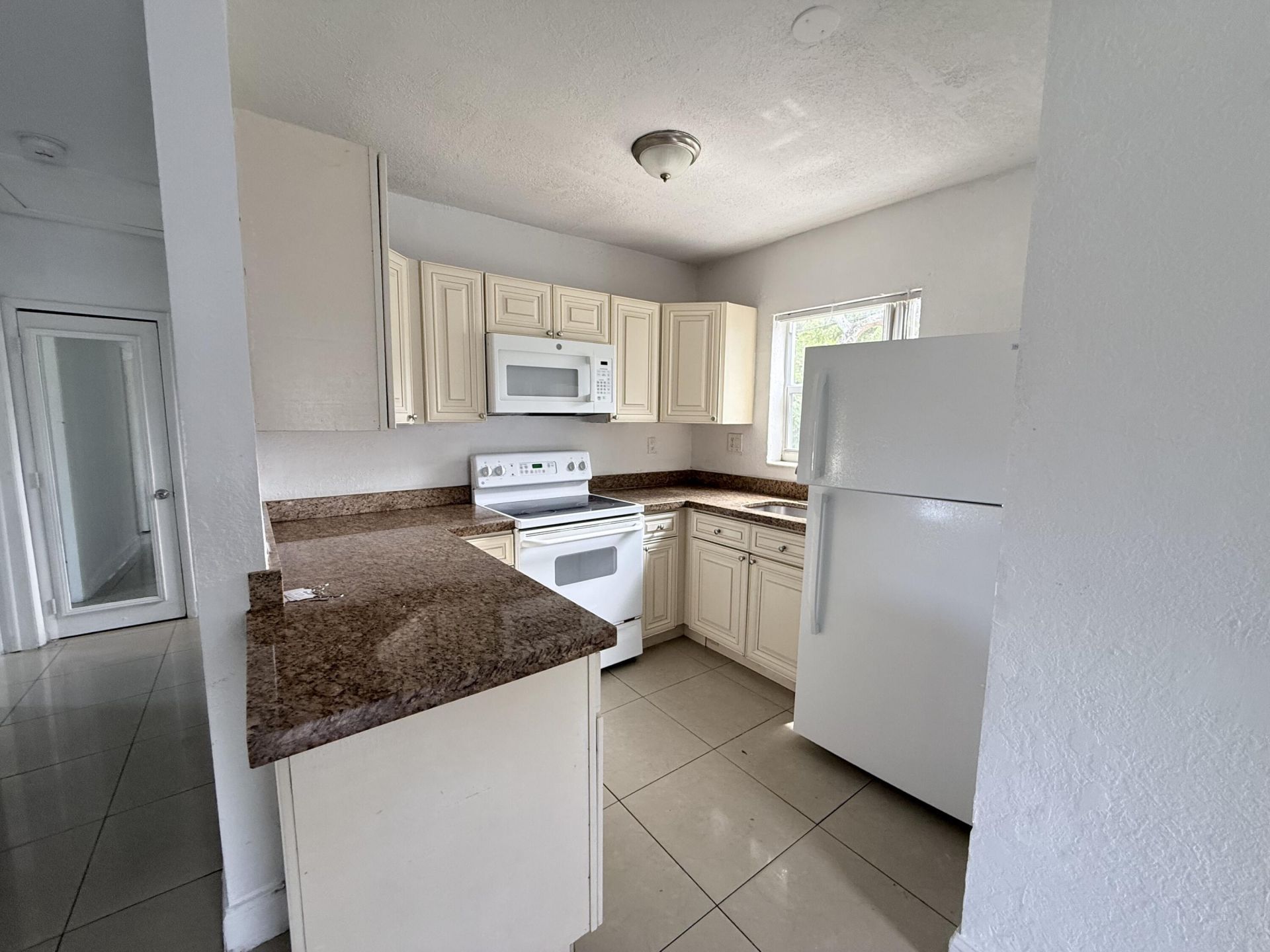 16100 NE 10th Avenue, North Miami Beach, FL 33162 Photo