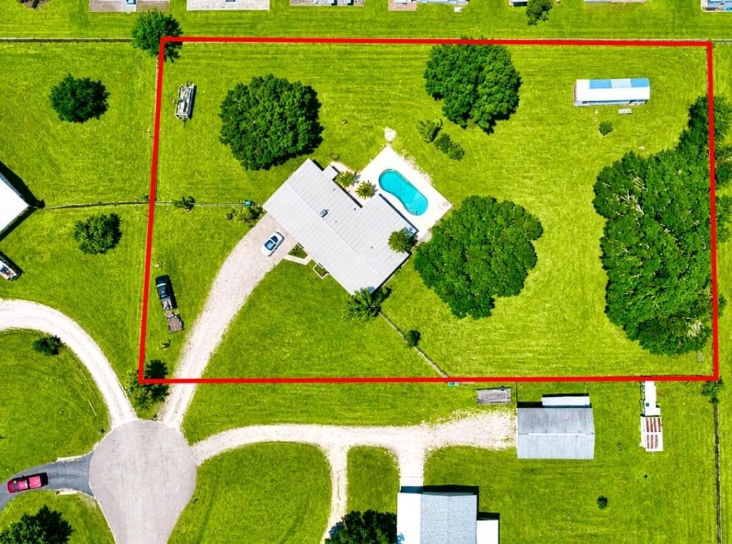 3856 SW 11th Avenue, Okeechobee, FL 34974 Photo