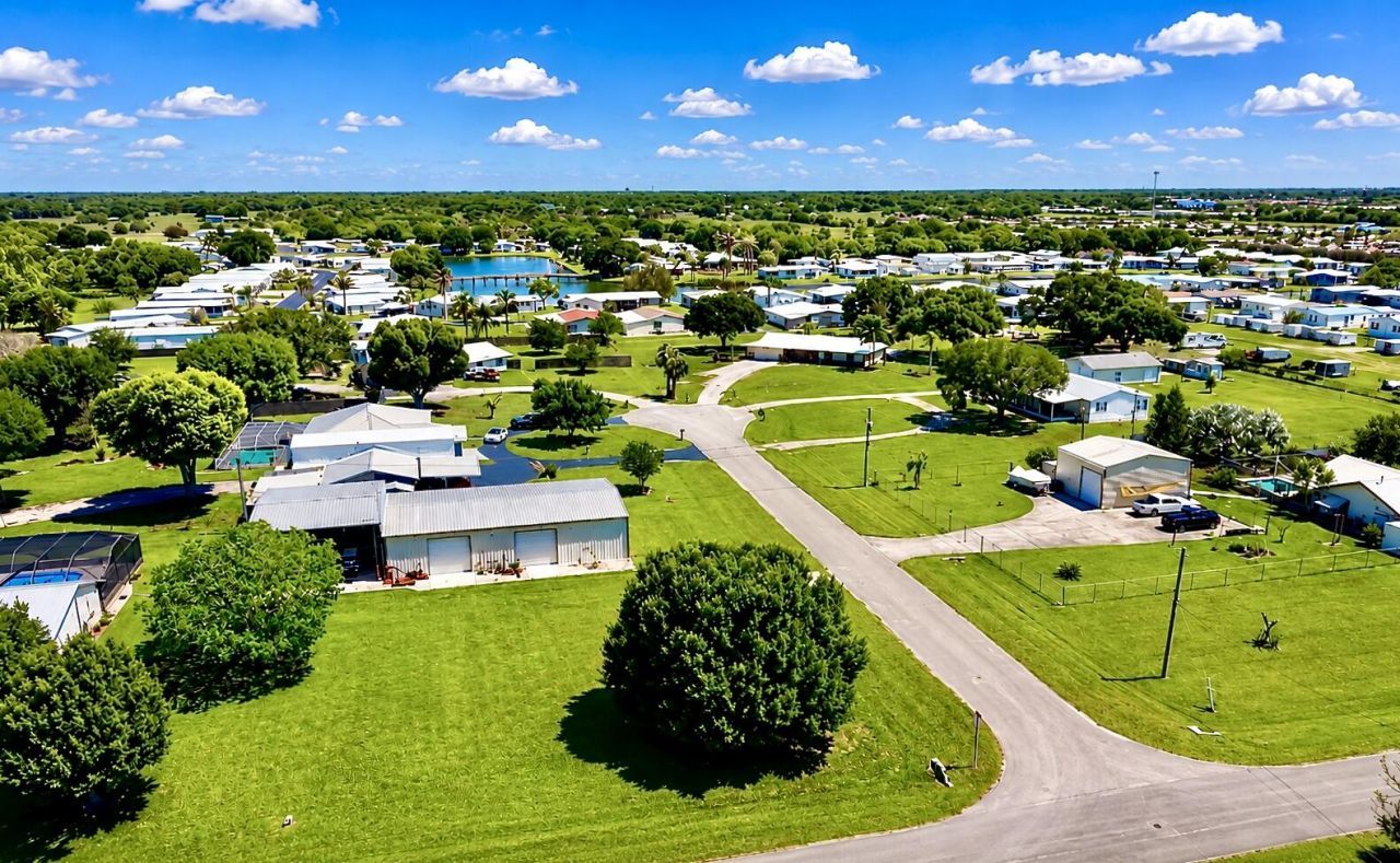3856 SW 11th Avenue, Okeechobee, FL 34974 Photo