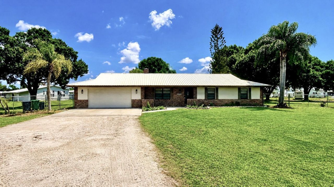 3856 SW 11th Avenue, Okeechobee, FL 34974 Photo