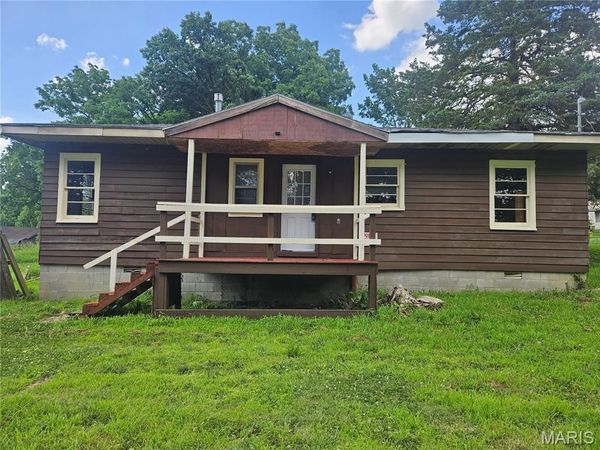1102 College Street , Cape Girardeau, MO 63703