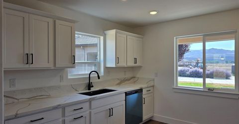 202 Pinion Pine Court, Yerington, NV 89447 Photo