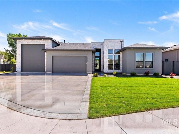 2368 N Annadale Pl, Eagle, ID 83616
