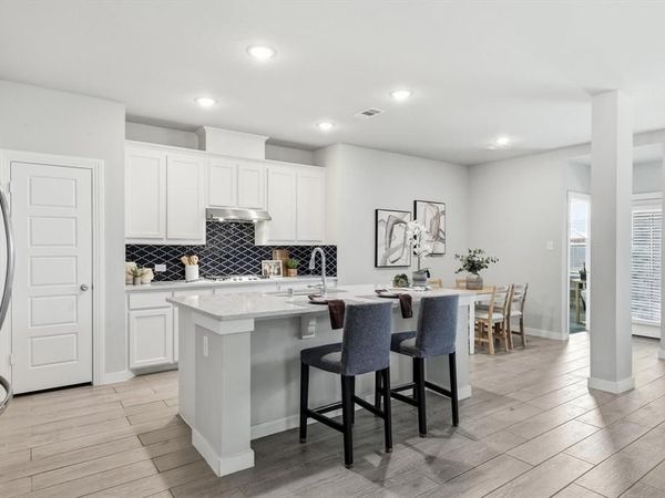 1916 Outpost Creek Lane, Aubrey, TX 76227