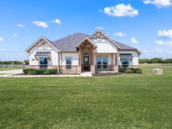 168 Tres Vista Drive, Decatur, TX 76234