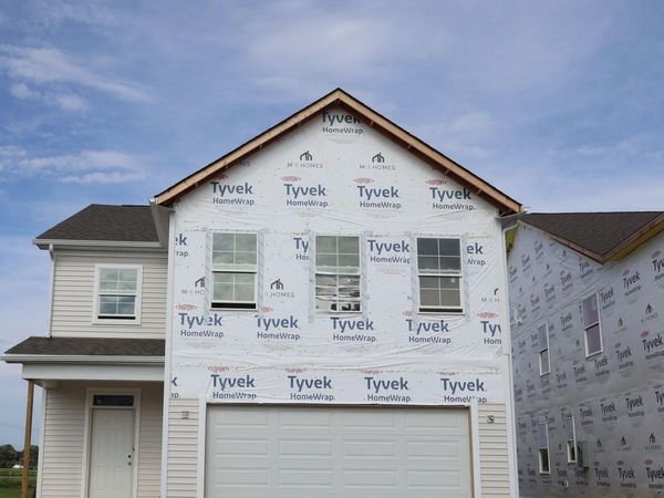 1015 Dawsons Drive , Hebron, OH 43025