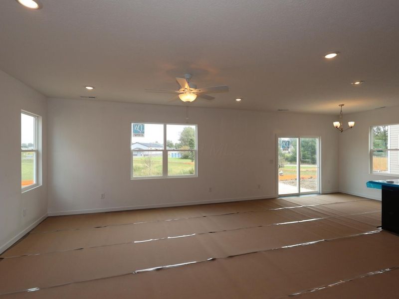 1015 Dawsons Drive, Hebron, OH 43025 Photo 2