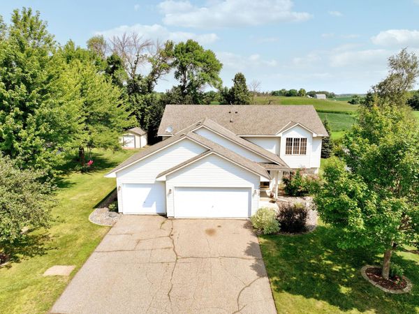 1512 Pond View Court, Cologne, MN 55322