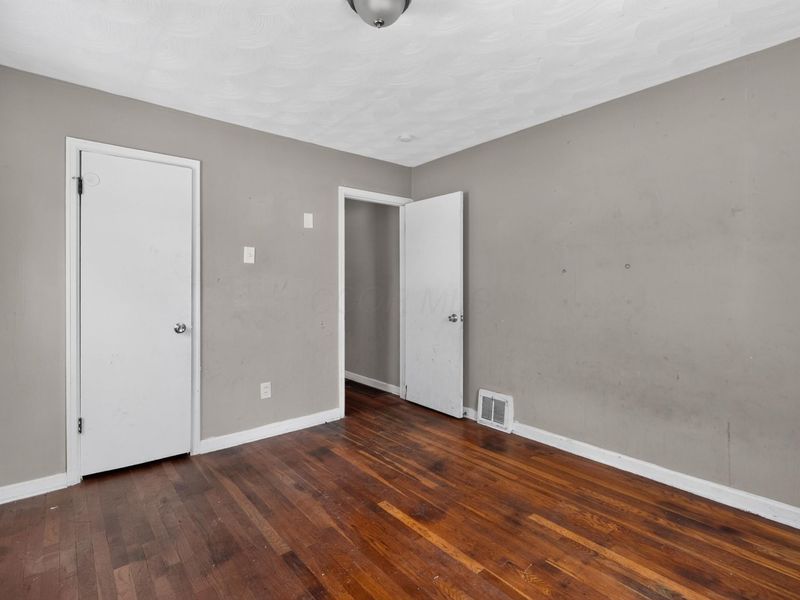 519 Clark Avenue , Columbus, OH 43223 Photo 11