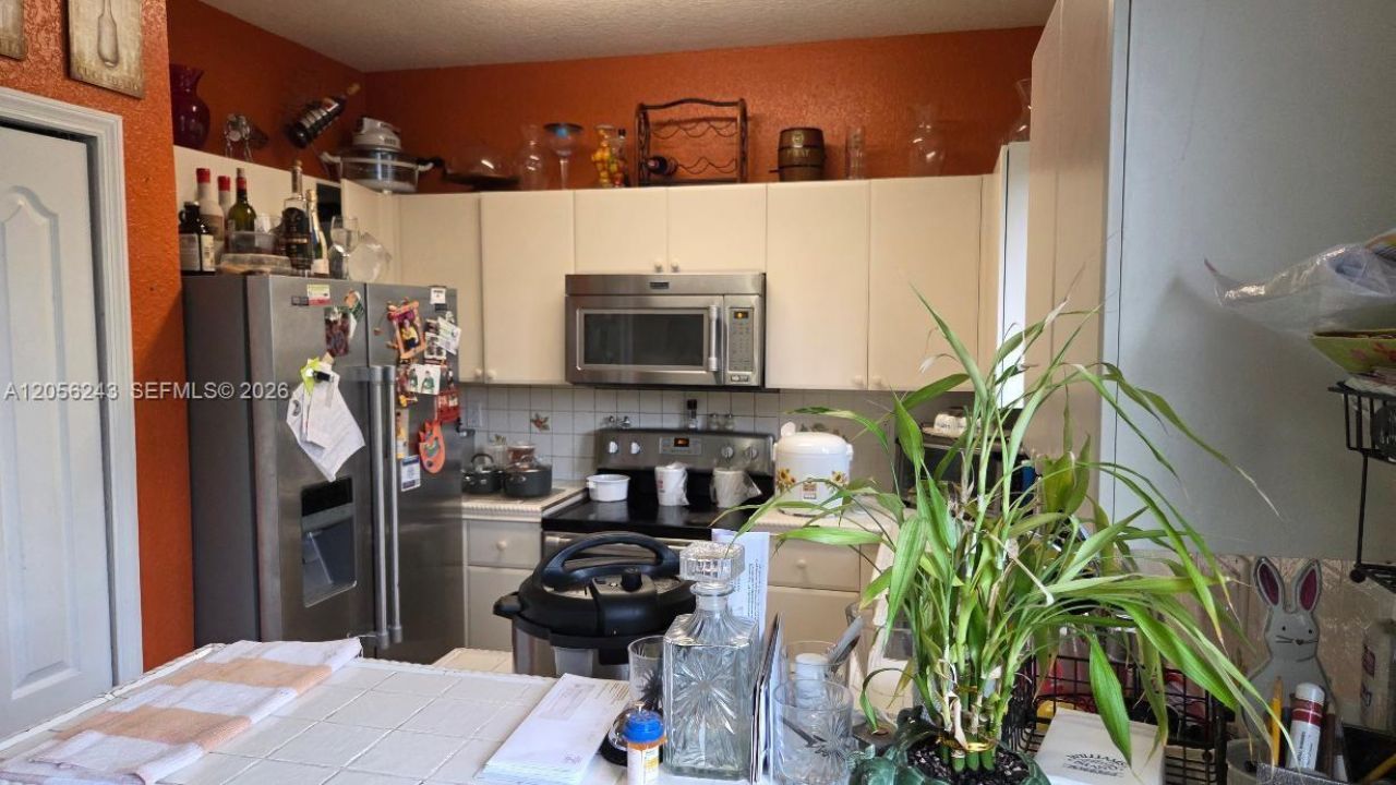 6918 NW 177th St, Unit H100, Hialeah, FL 33015 Photo