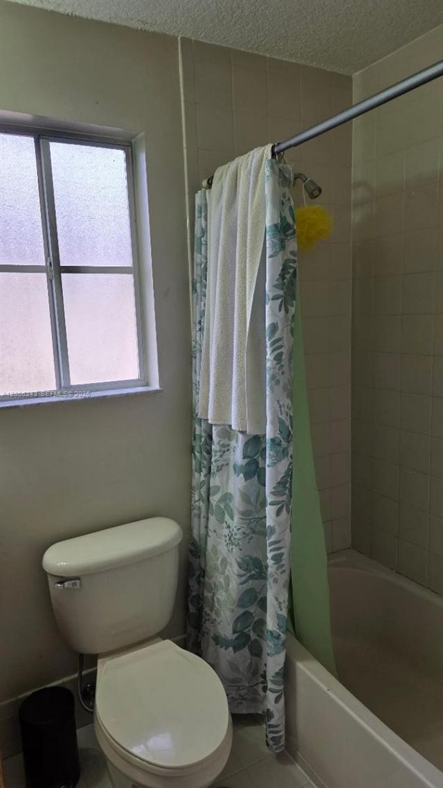 6918 NW 177th St, Unit H100, Hialeah, FL 33015 Photo