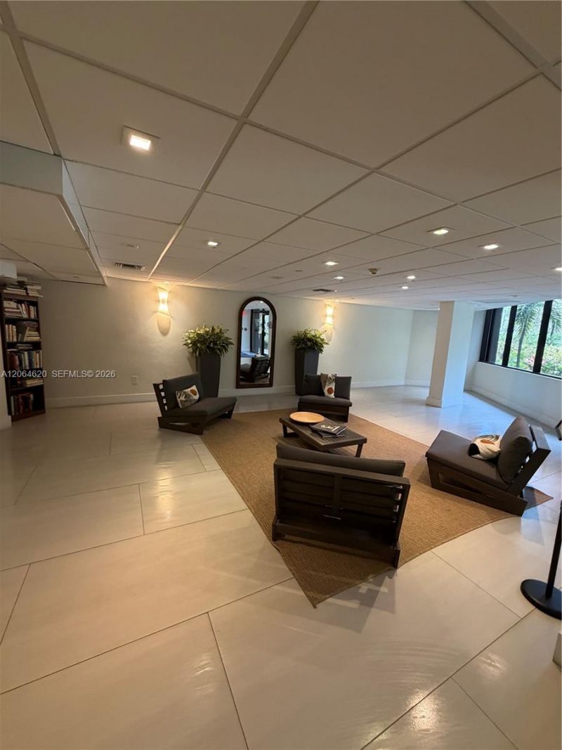 540 Brickell Key Dr , Unit 617, Miami, FL 33131 Photo
