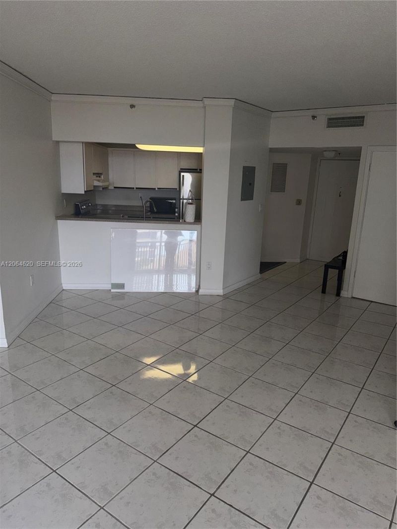 540 Brickell Key Dr , Unit 617, Miami, FL 33131 Photo
