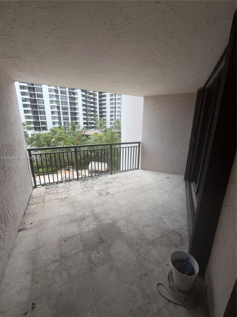 540 Brickell Key Dr , Unit 617, Miami, FL 33131 Photo
