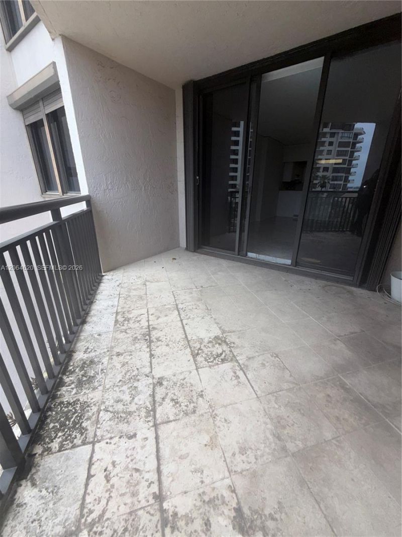 540 Brickell Key Dr , Unit 617, Miami, FL 33131 Photo
