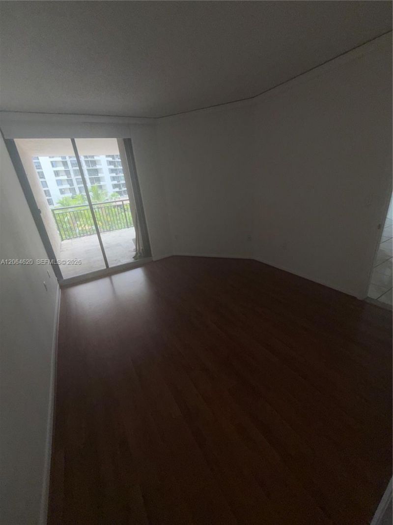 540 Brickell Key Dr , Unit 617, Miami, FL 33131 Photo