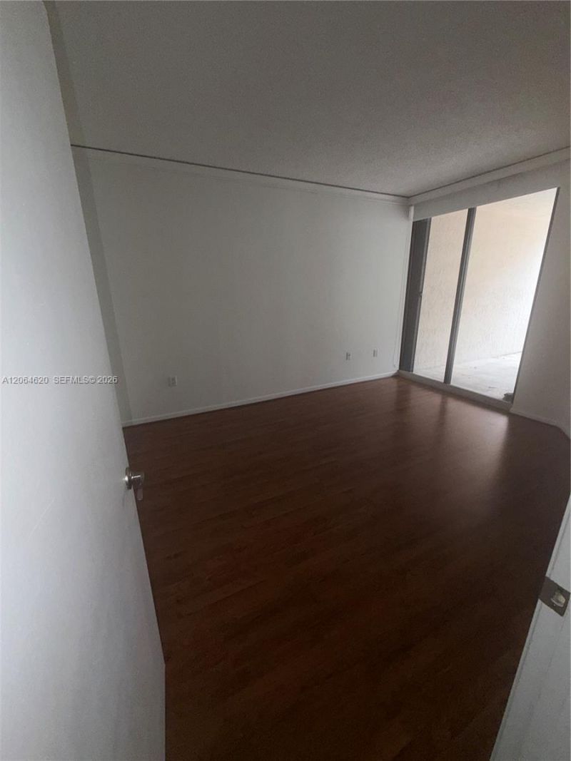 540 Brickell Key Dr , Unit 617, Miami, FL 33131 Photo