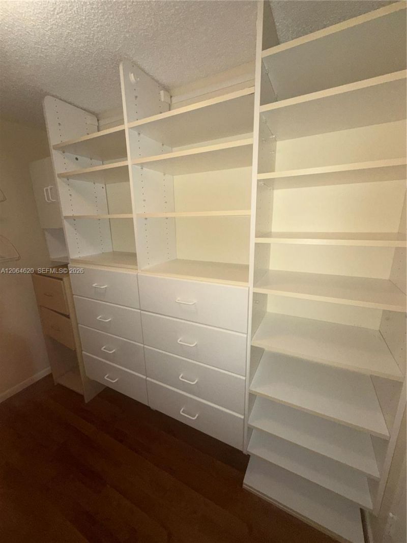 540 Brickell Key Dr , Unit 617, Miami, FL 33131 Photo