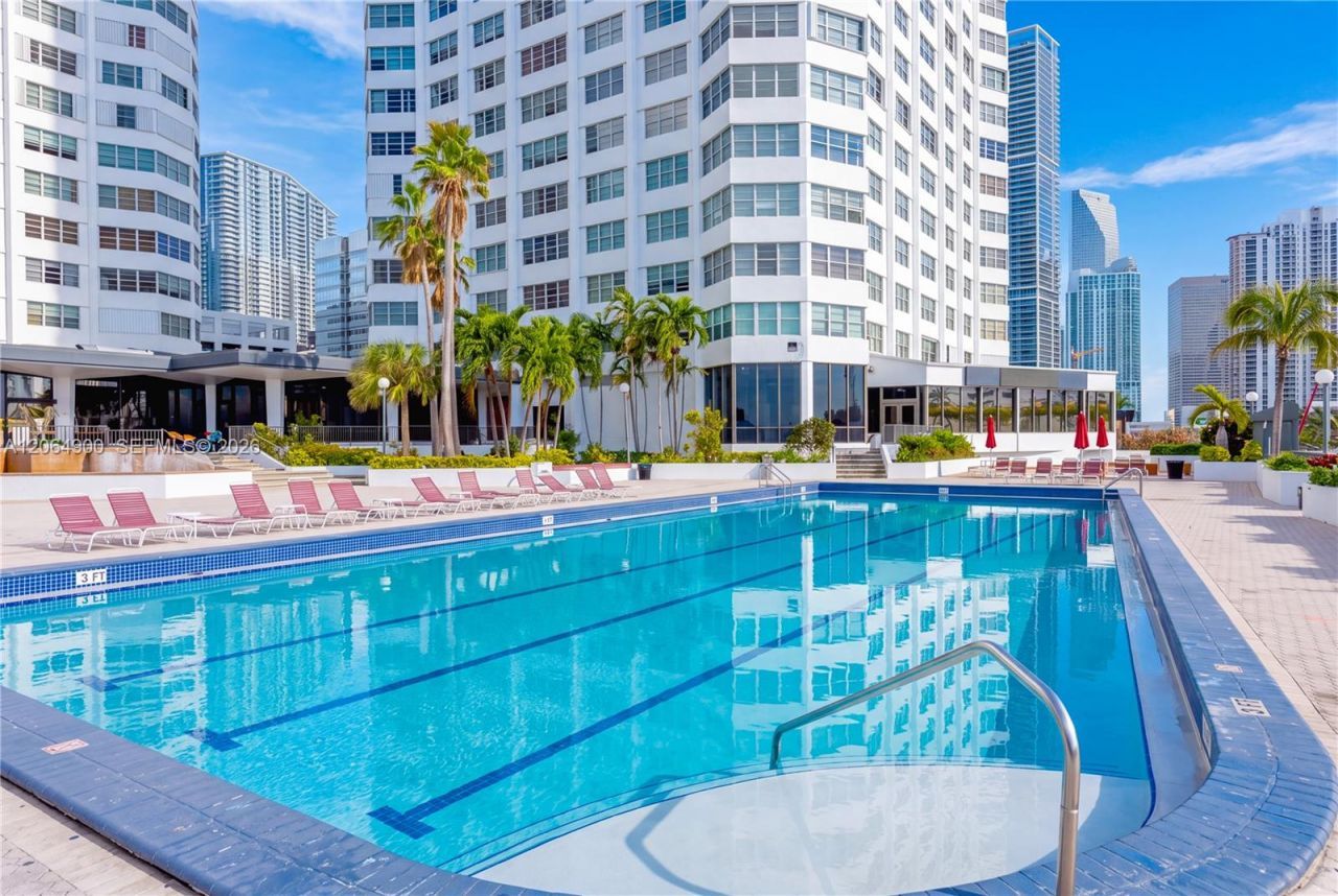 801 Brickell Bay Dr, Unit 1961, Miami, FL 33131 Photo