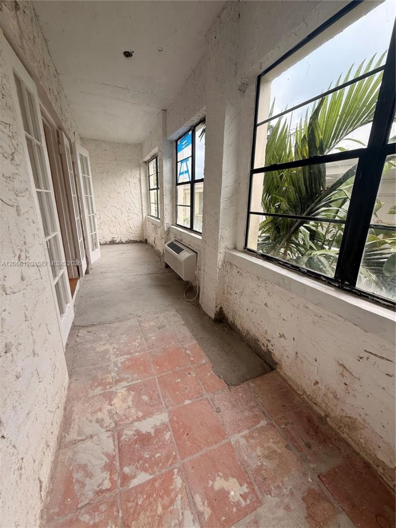 934 Michigan Ave , Unit 207, Miami Beach, FL 33139 Photo