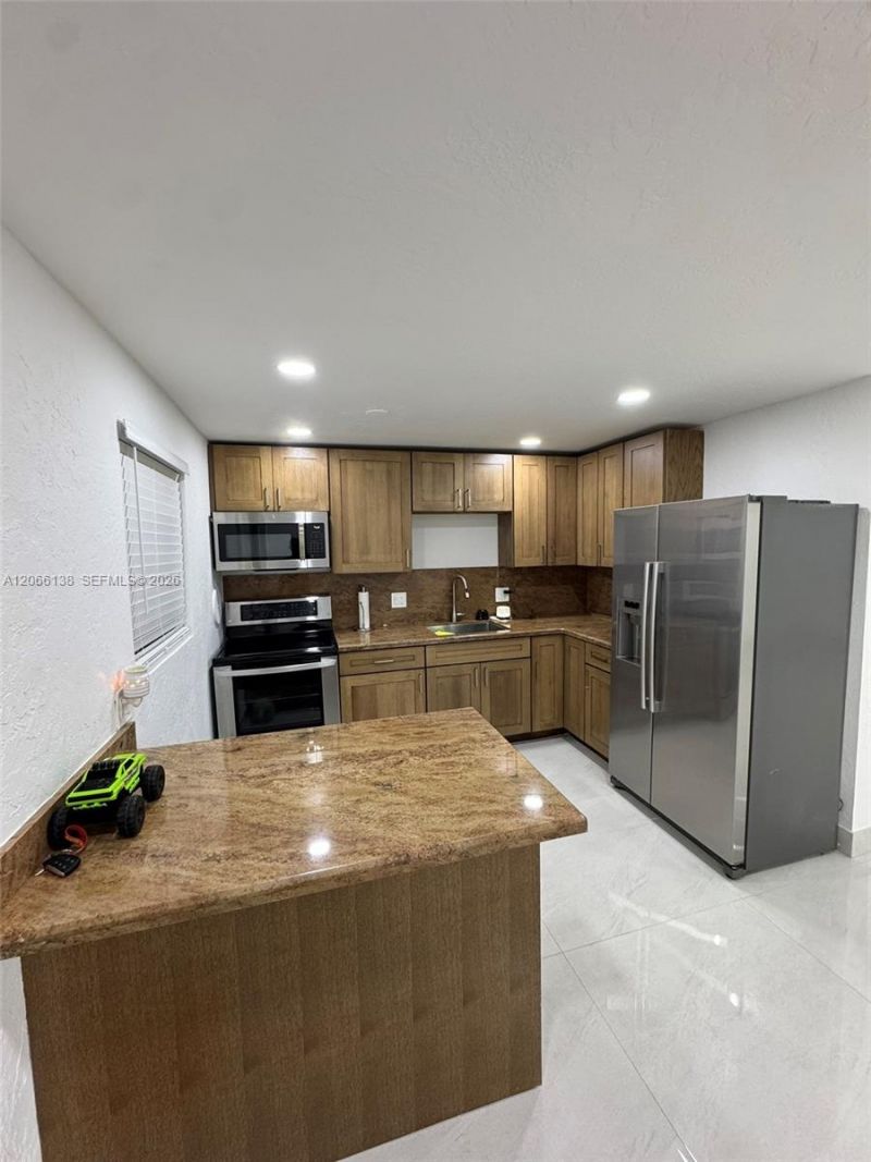 664 Colson Dr , Key Largo, FL 33037 Photo