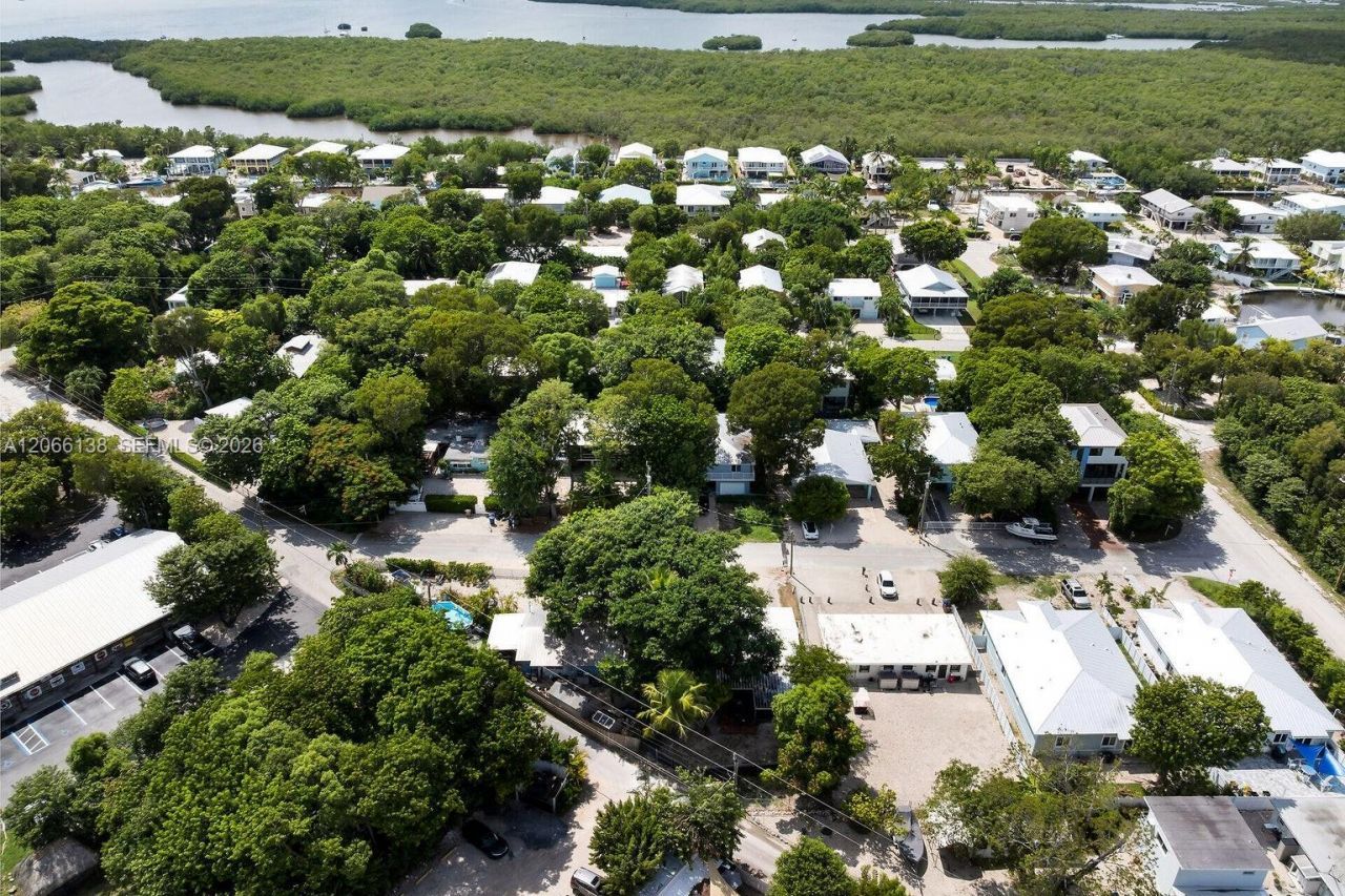 664 Colson Dr, Key Largo, FL 33037 Photo