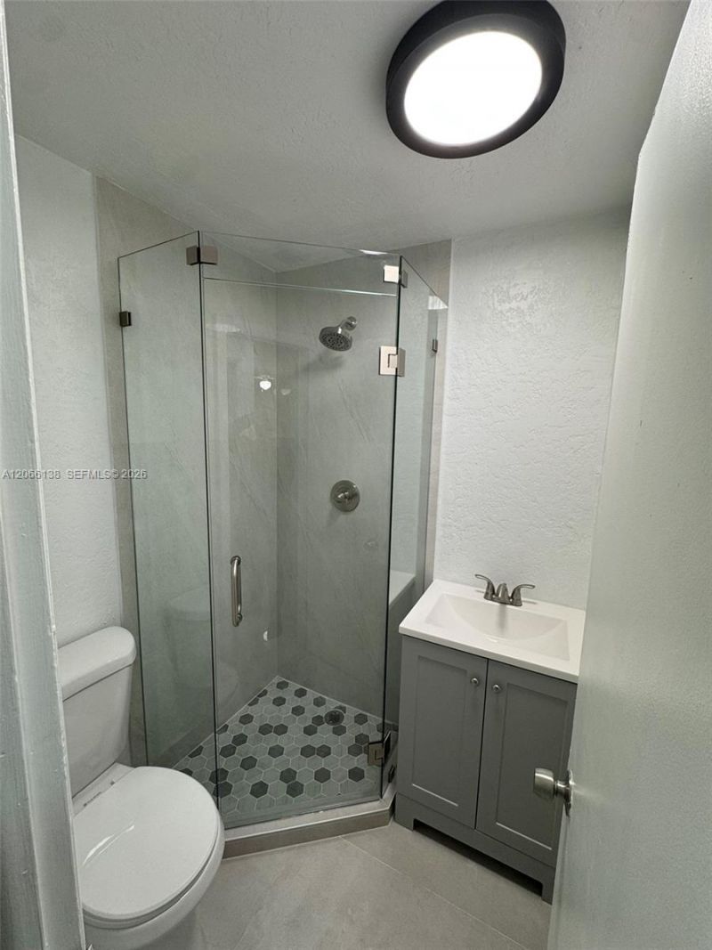 664 Colson Dr , Key Largo, FL 33037 Photo