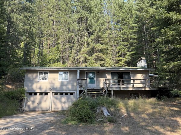 202 Fairview Avenue, Silverton, ID 83867