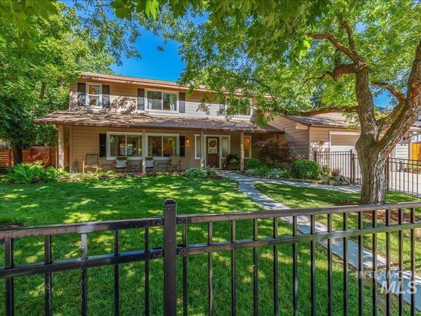1740 E Ridgecrest Dr, Boise, ID 83712