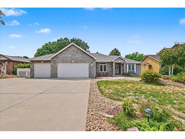 1010 N 4th St, Johnstown, CO 80534