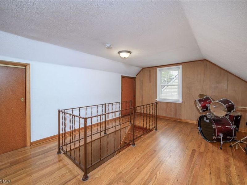 2751 Valley Road, Cuyahoga Falls, OH 44223 Photo 15