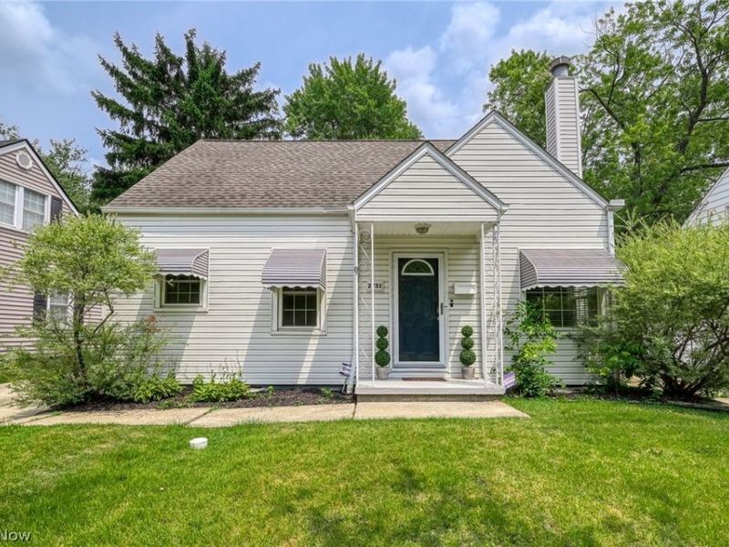 2751 Valley Road, Cuyahoga Falls, OH 44223 Photo 2