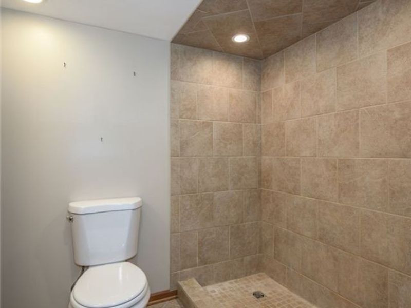2751 Valley Road, Cuyahoga Falls, OH 44223 Photo 23