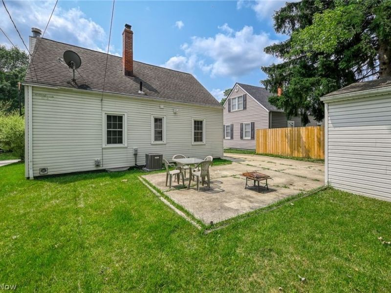 2751 Valley Road, Cuyahoga Falls, OH 44223 Photo 27