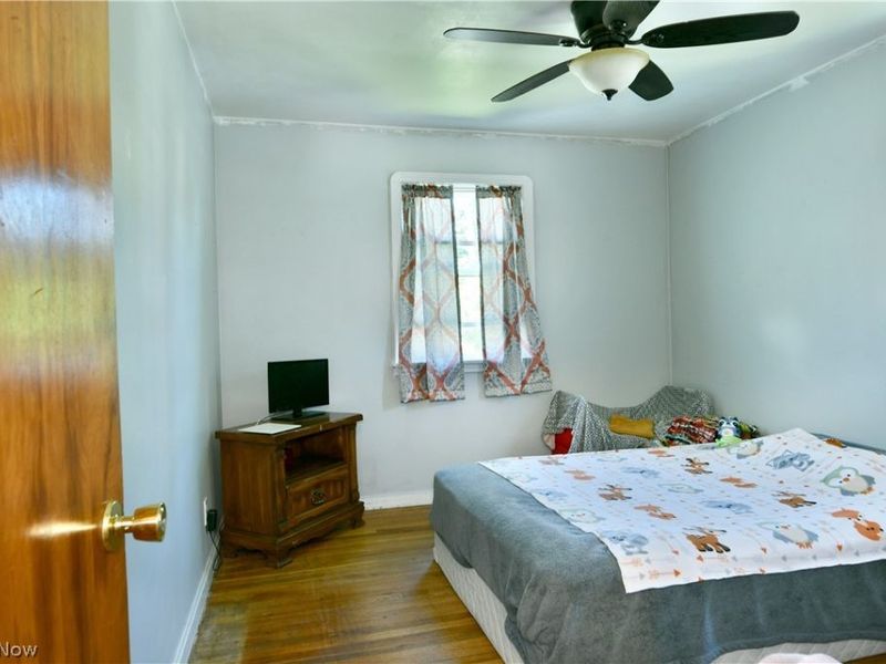 202 Elm Street, Struthers, OH 44471 Photo 17