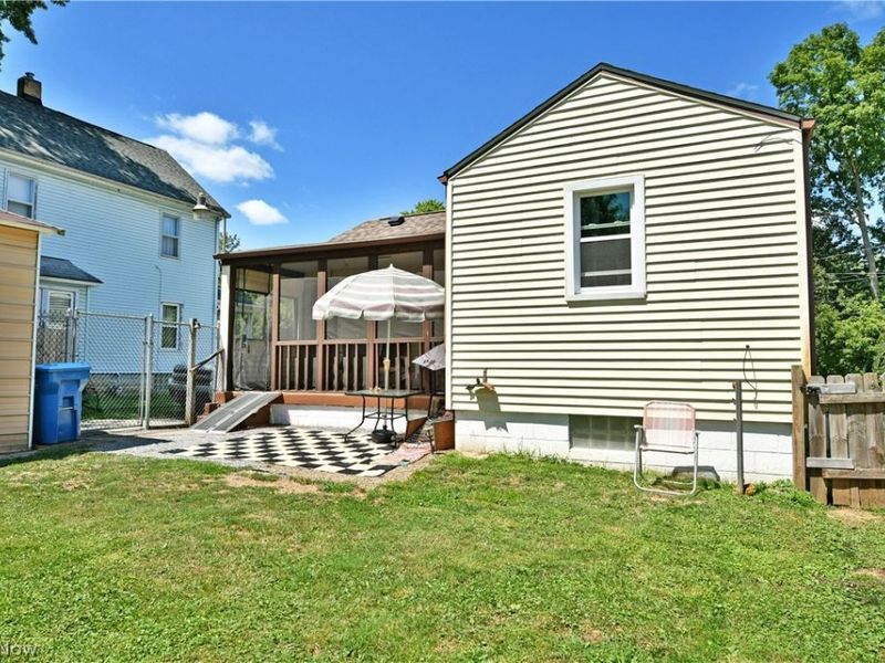 202 Elm Street, Struthers, OH 44471 Photo 36