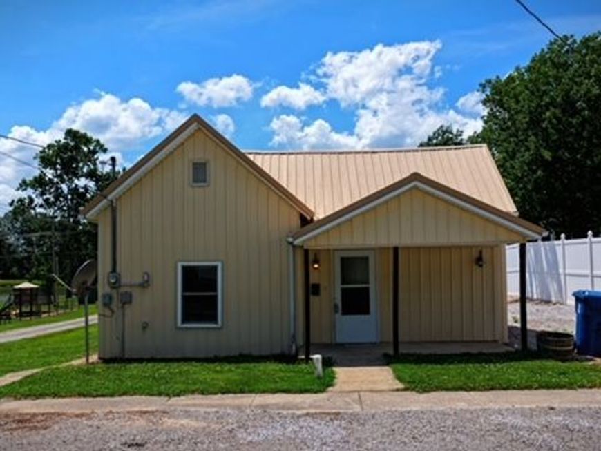 Main Photo