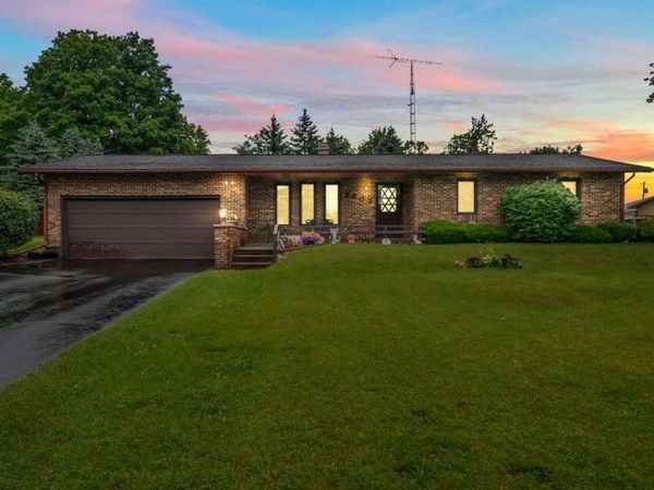 2607 Thompson Street, Osseo, MI 49266