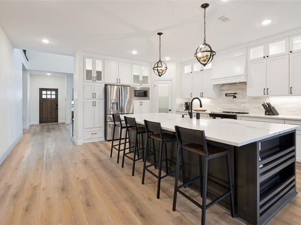 1805 Nomas Street, Dallas, TX 75212
