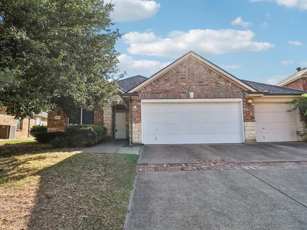 7717 Decoy Drive, Arlington, TX 76002