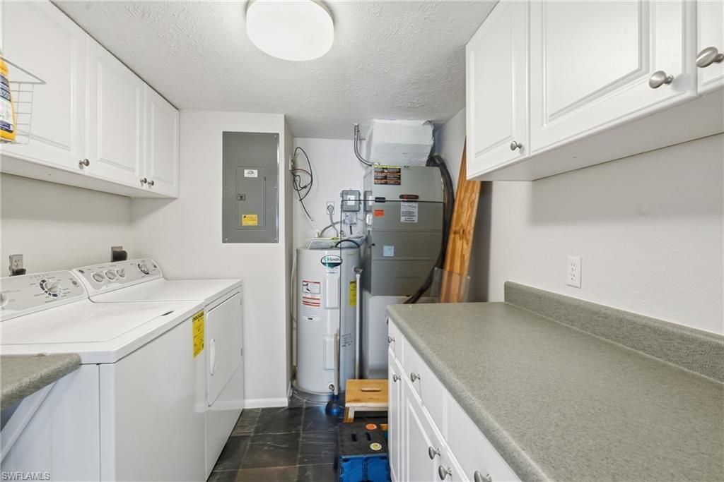 4015 SE 20th Pl, Unit 301, Cape Coral, FL 33904 Photo