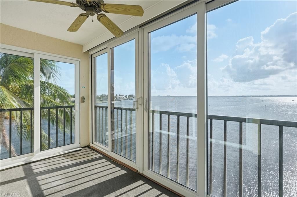 4015 SE 20th Pl, Unit 301, Cape Coral, FL 33904 Photo