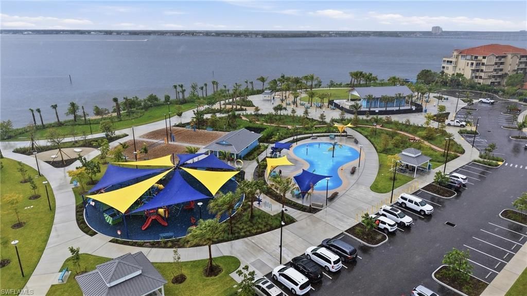 4015 SE 20th Pl, Unit 301, Cape Coral, FL 33904 Photo