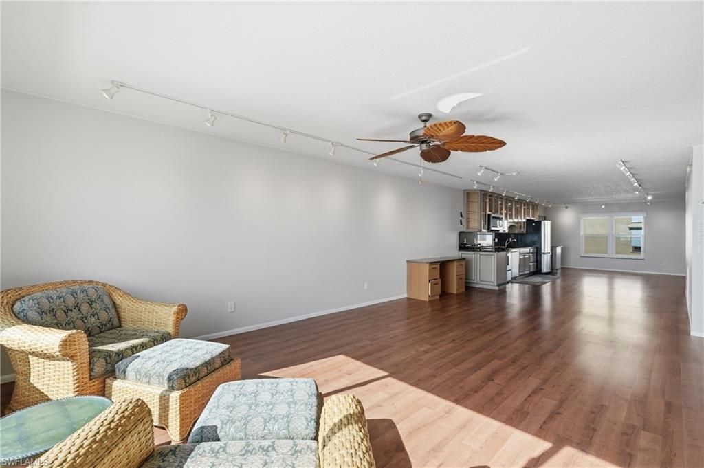4015 SE 20th Pl, Unit 301, Cape Coral, FL 33904 Photo