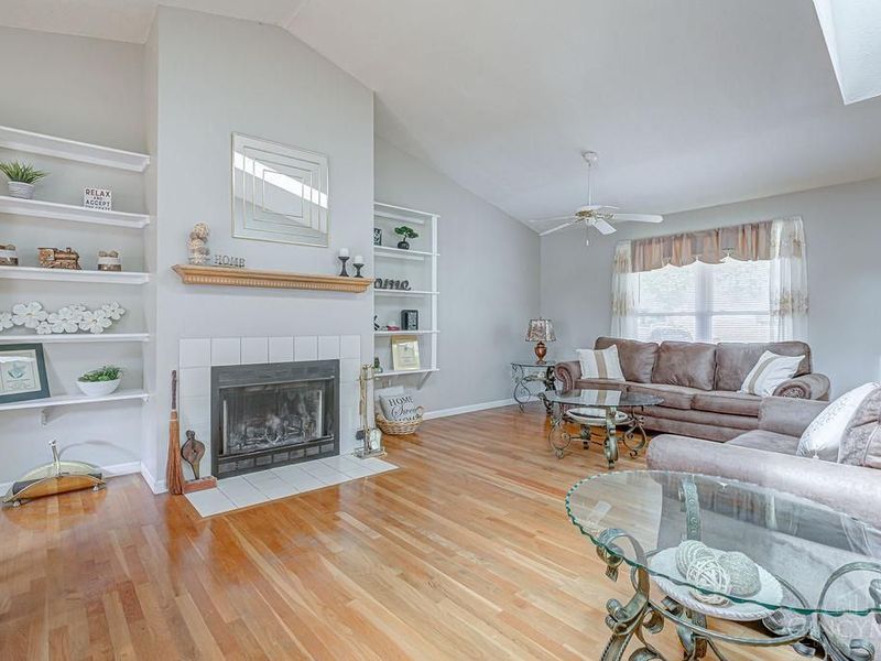 11574 Madison Avenue, Springdale, OH 45246 Photo 4